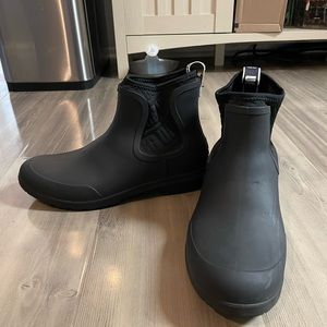 UGG Chevonne Rain Boots